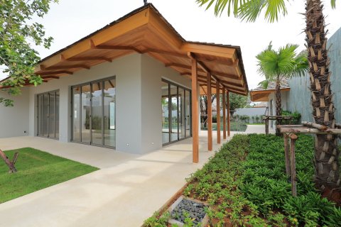 Villa in Phuket, Thailand 4 bedrooms № 140690 - photo 6