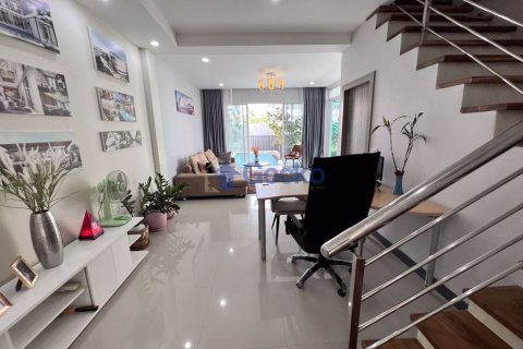 บ้านในพัทยา, ประเทศไทย 10 ห้องนอน № 196680 - รูปถ่าย 9