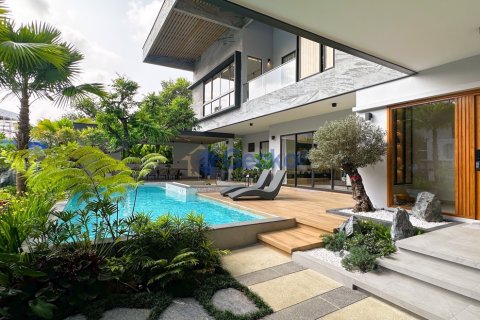 Maison à Pattaya, Thaïlande 4 chambres № 196676