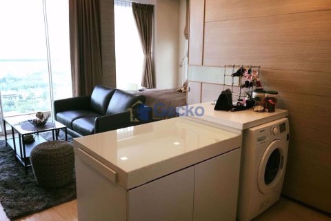 Condo in Pattaya, Thailand, 1 bedroom  № 196777 - photo 5