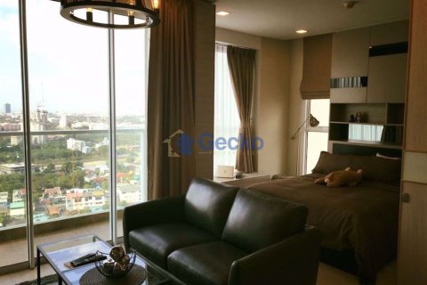 Condo in Pattaya, Thailand, 1 bedroom  № 196777 - photo 3