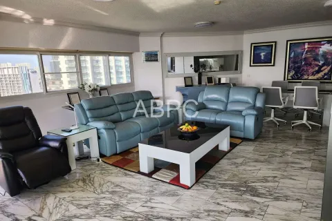 Condominio de 2 dormitorios en Pattaya, Tailandia № 211730 - foto 14