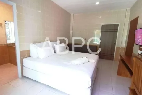 Casa de 7 dormitorios en Jomtien Beach, Pattaya, Tailandia № 211732 - foto 8