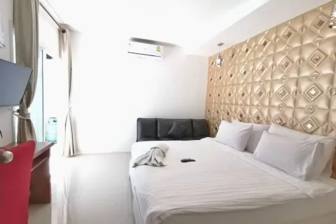 Casa de 7 dormitorios en Jomtien Beach, Pattaya, Tailandia № 211732 - foto 24