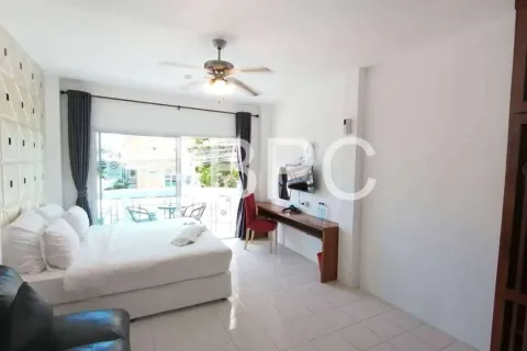Casa de 7 dormitorios en Jomtien Beach, Pattaya, Tailandia № 211732 - foto 3