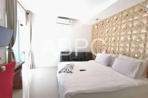 Casa de 7 dormitorios en Jomtien Beach, Pattaya, Tailandia № 211732 - foto 2