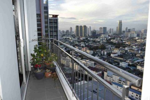 Condo in Thonburi, Bangkok, Thailand, 2 bedrooms № 183404 - photo 7