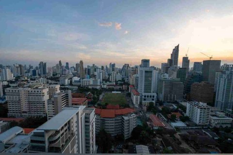 Condo in Bangkok, Thailand, 1 bedroom № 183405 - photo 10
