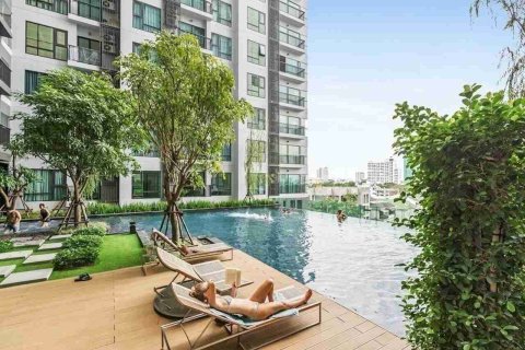 Condo in Bangkok, Thailand, 1 bedroom № 183410 - photo 2