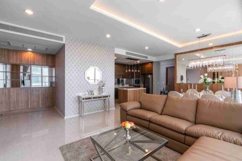 Condo in Thonburi, Bangkok, Thailand, 3 bedrooms № 183407