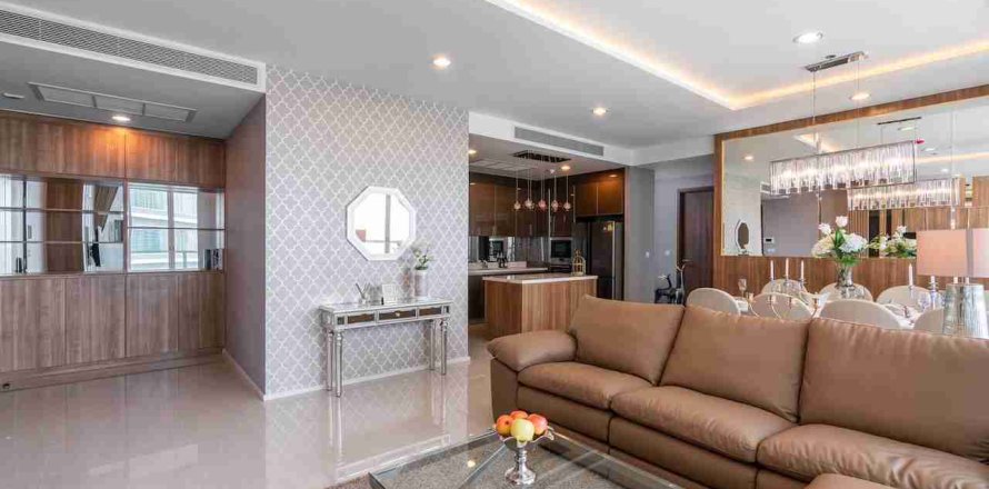 Condo in Thonburi, Bangkok, Thailand, 3 bedrooms  № 183407