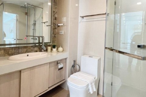 Condo in Pattaya, Thailand, 2 bedrooms  № 151321 - photo 7