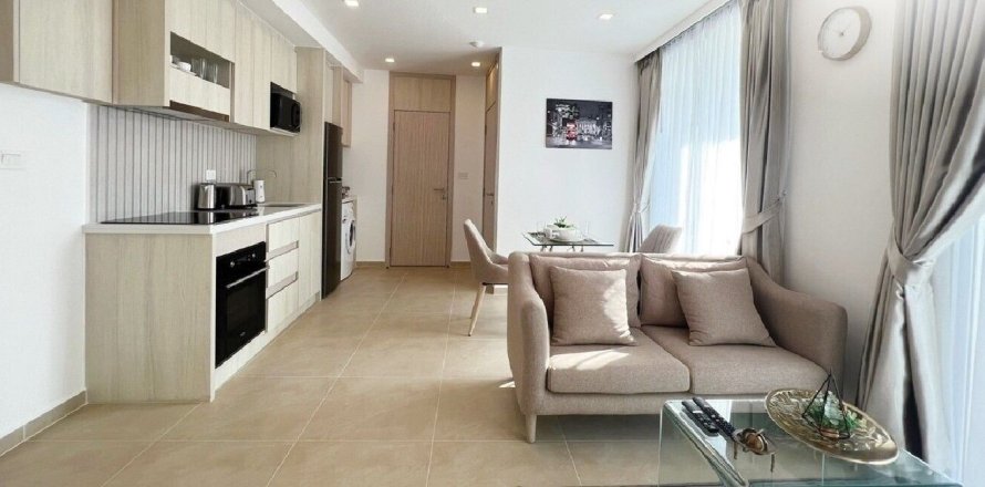 Condo in Pattaya, Thailand, 2 bedrooms  № 151321