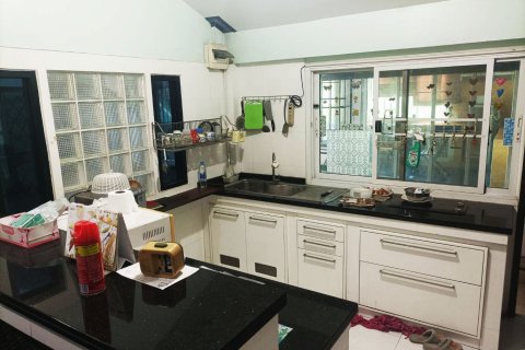 Дом в Ратхум Тхани, Таиланд с 9 спальнями  № 151320 - фото 6