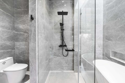 Villa in Bang Tao, Thailand 3 bedrooms № 166729 - photo 14