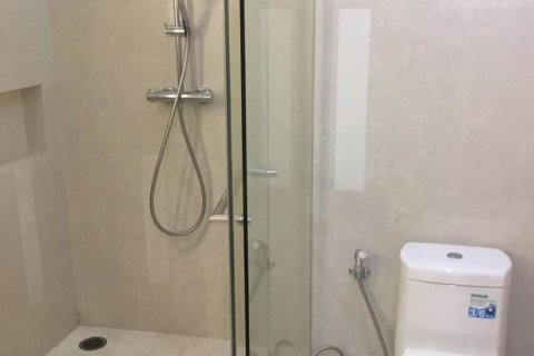 Кондоминиум с 1 спальней в Бангкоке, Таиланд № 161448 - фото 9