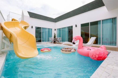 Villa à Hua Hin, Thaïlande 3 chambres № 161452