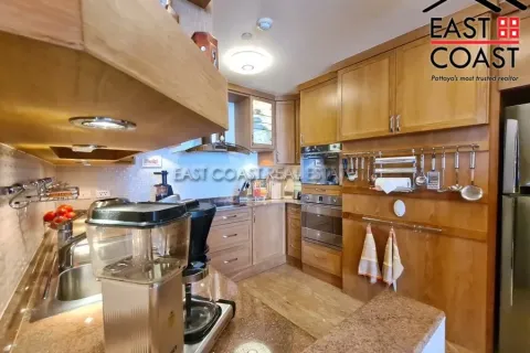 Condominio de 2 dormitorios en Jomtien Beach, Pattaya, Tailandia № 213014 - foto 7