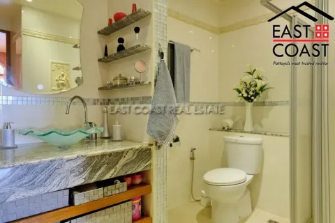Condominio de 2 dormitorios en Jomtien Beach, Pattaya, Tailandia № 213014 - foto 26