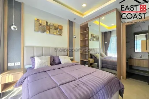 Casa de 4 dormitorios en Pattaya, Tailandia № 213016 - foto 18