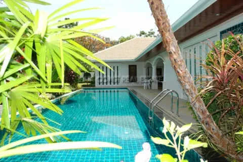 Casa de 6 dormitorios en Jomtien Beach, Pattaya, Tailandia № 213012 - foto 28