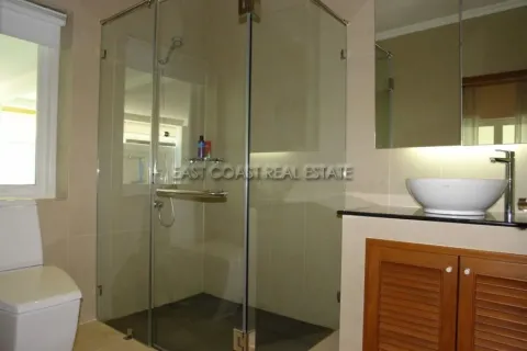 Casa de 6 dormitorios en Jomtien Beach, Pattaya, Tailandia № 213012 - foto 9