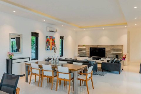 Villa in Cha-am, Thailand 4 bedrooms № 146231 - photo 15