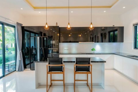 Villa in Cha-am, Thailand 4 bedrooms № 146231 - photo 23