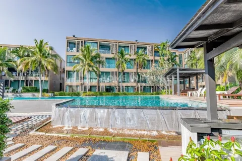 Condo in Phuket, Thailand, 1 bedroom  № 176576 - photo 4