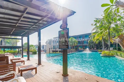 Condo in Phuket, Thailand, 1 bedroom  № 176576 - photo 5
