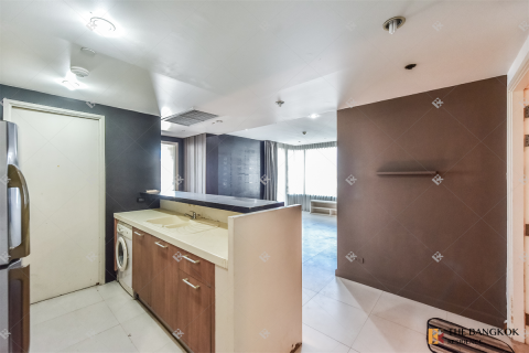 Condo in Bangkok, Thailand, 2 bedrooms  № 188193