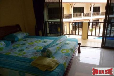 Villa in Pattaya, Thailand 40 bedrooms № 192893 - photo 4