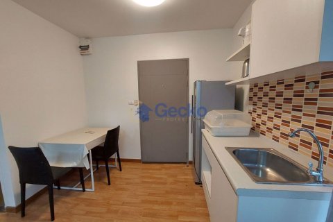 Condominio de 1 dormitorio en Pattaya, Tailandia № 209405 - foto 4