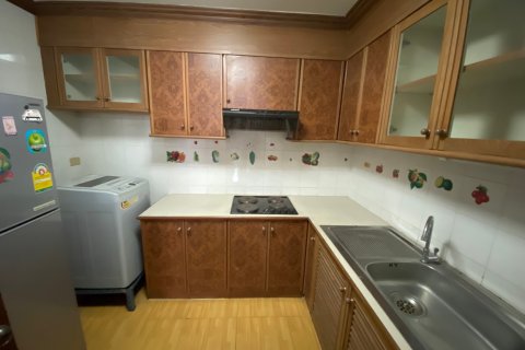 Кондоминиум с 2 спальнями в Бангкоке, Таиланд № 143523 - фото 4