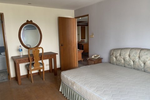 Кондоминиум с 2 спальнями в Бангкоке, Таиланд № 143521 - фото 9