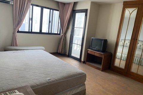 Кондоминиум с 2 спальнями в Бангкоке, Таиланд № 143521 - фото 10