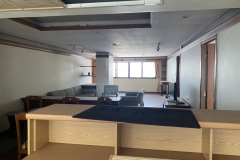 Кондоминиум с 2 спальнями в Бангкоке, Таиланд № 143521 - фото 2