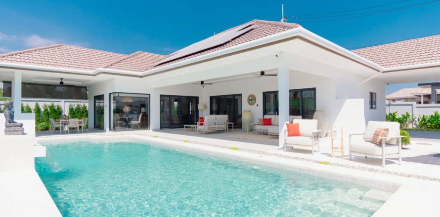 Villa in Hua Hin, Thailand 3 bedrooms № 162311