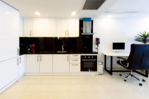 Condo in Pattaya, Thailand, 2 bedrooms  № 162309 - photo 7
