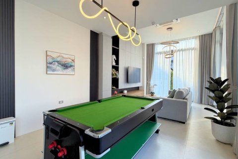 Villa in Pattaya, Thailand 4 bedrooms № 162307 - photo 6