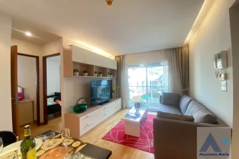 Condominio de 3 dormitorios en Suan Luang, Bangkok, Tailandia № 218940