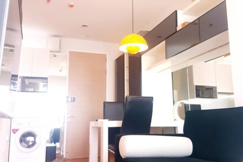 Студия в кондо в Бангне, Бангкок, Таиланд № 153186 - фото 4