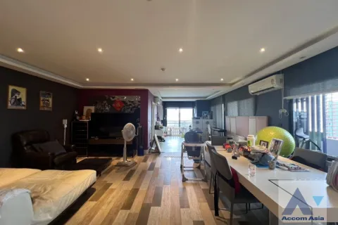 Condo in Watthana, Bangkok, Thailand, 2 bedrooms № 215000