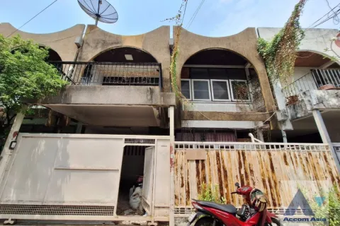 House in Watthana, Bangkok, Thailand 3 bedrooms № 214999