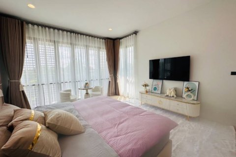 Дом в Бангкоке, Таиланд с 4 спальнями  № 150430 - фото 9