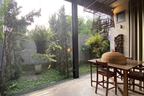 บ้านในวัฒนา, กรุงเทพฯ, ประเทศไทย 6 ห้องนอน № 200741 - รูปถ่าย 10