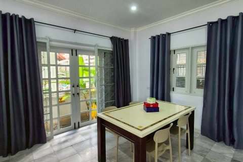 Дом в Бангкхэ, Бангкок, Таиланд с 3 спальнями  № 159095 - фото 8