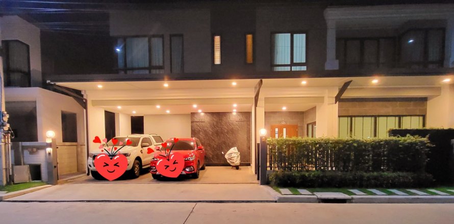 Maison à Thung Khru, Bangkok, Thaïlande 5 chambres № 159097