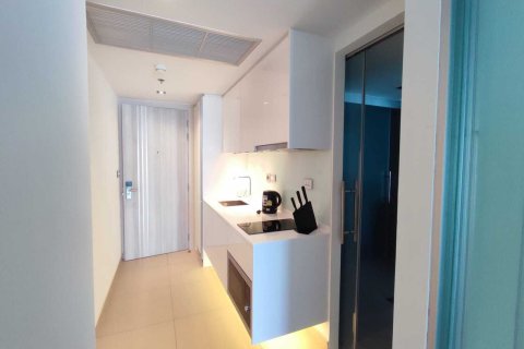Studio dans le Condo à Pattaya, Thaïlande  № 173561 - photo 6