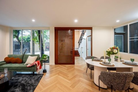House in Chatuchak, Bangkok, Thailand 5 bedrooms № 173566 - photo 20